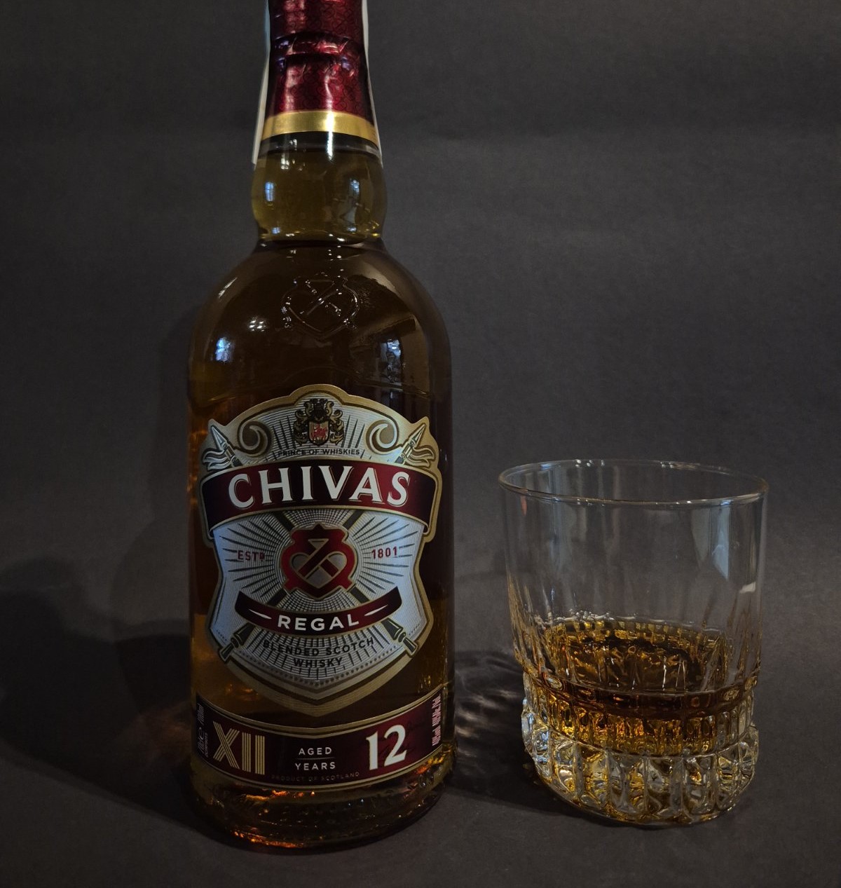 Віскі Chivas Regal